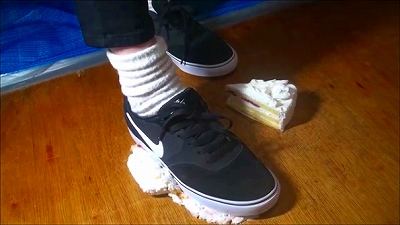 D-101.19歳ファッションモデル