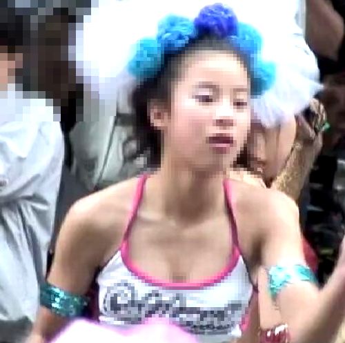 画質アップしました！サンバで大勢ダンサーが踊る♪1-72