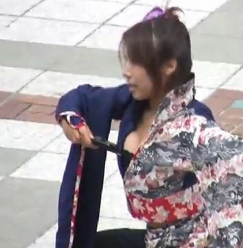 超可愛いしとってもダイナミックな踊り子さん♪最高です！！1-13