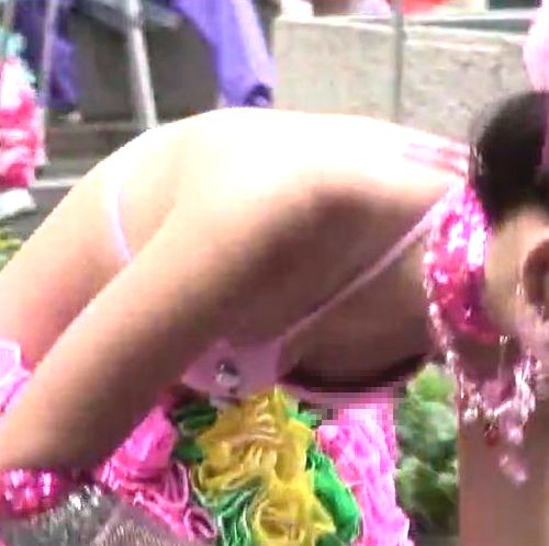 画質アップしました！サンバで大勢ダンサーが踊る♪1-73