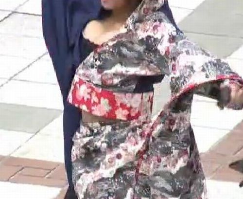 超可愛いしとってもダイナミックな踊り子さん♪最高です！！1-13
