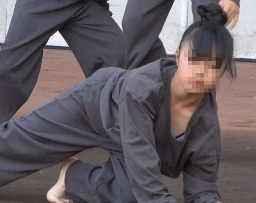 令和販売！！４Ｋ高画質！！ダンス！！シンプルな衣装で踊る踊り子達！！n379