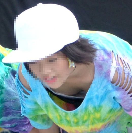 令和販売！！４Ｋ高画質！！ダンス！！激しくかっこよく踊る踊り子たち！！なかなかです！！n40