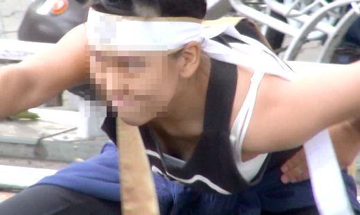 ダンス。キャミソールからの胸チラ！！胸の形がくっきり！！素肌の露出が堪能できます！！201