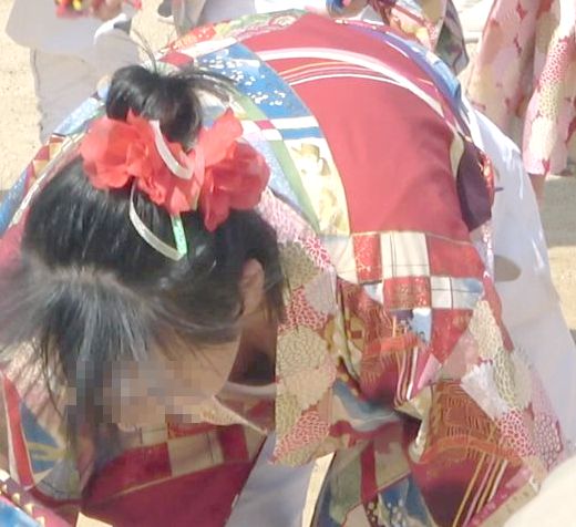 令和販売！！４Ｋ高画質！！ダンス！！衣装が肌蹴て胸元チラリの踊り子！！n304