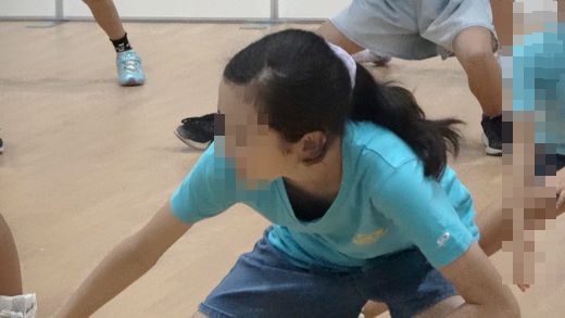 復刻版！！４Ｋ高画質！！ダンス！！胸元が緩くて開いたシャツで踊る踊り子！！n276
