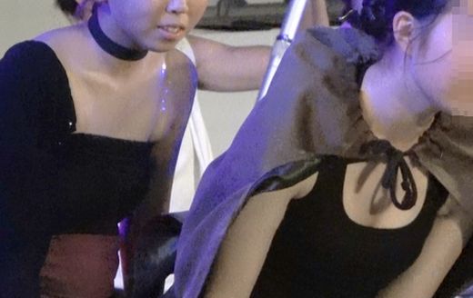 令和販売！！４Ｋ高画質！！ダンス！！黒のチューブトップで踊る踊り子！！n282