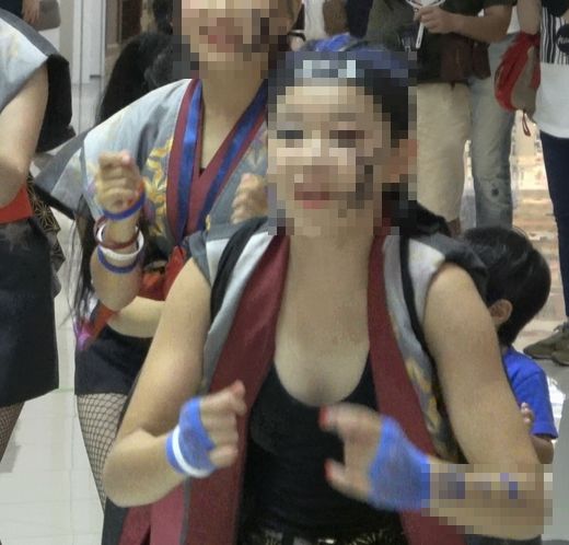復刻版！！４Ｋ高画質！！ダンス！！深く開いた衣装で踊る踊り子！！n232