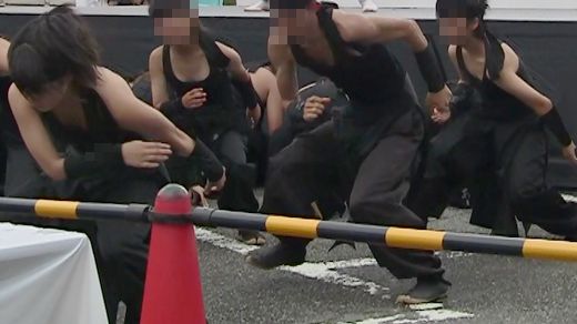 ダンス！！発育中の若さ溢れる女の子の衣装が多数見えてしまいます！！387