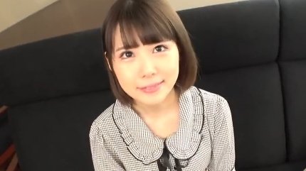 初心で美巨乳の20歳フリーターが恥ずかしがりながらも体は感じていき何度もイカされる [アダルト]