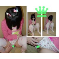 これ(玩具)ココに当てると気持ちいいでしょ？自分でやってごらん(数分後)ちゃんとできたか見てみるよ？くぱぁ