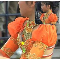とっても綺麗な衣装です♪可愛い女性が切ると更に栄えますね♪D26-2【高画質動画】