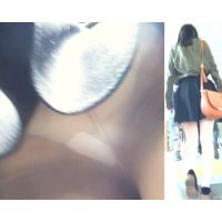 パンチラ盗撮 OLさん ベージュ色パンツを接近撮影 ナプキン付き