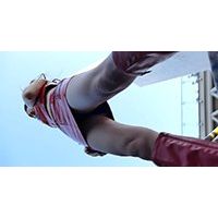 ローアングルコスプレイヤー32